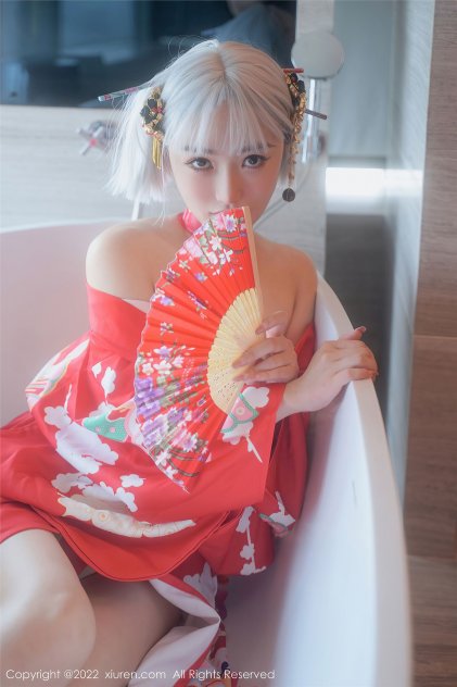 日本爆乳人妻在线视频