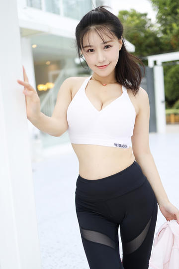 顶级美妇紧窄湿润御女小说
