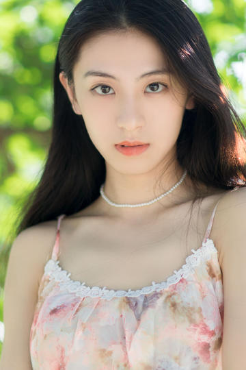 边摸边吃奶边做激情叫床过程