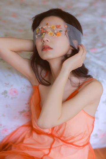 人人干人人色网站